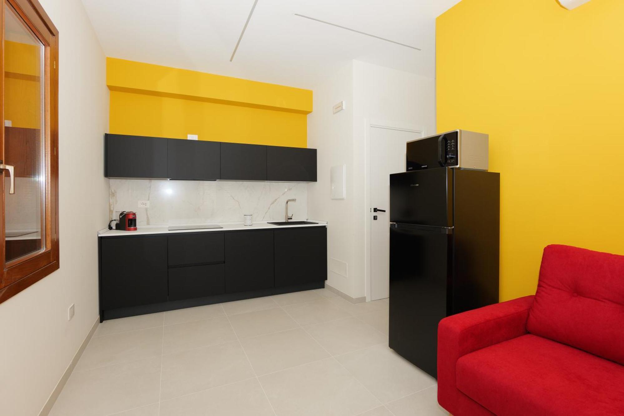 Apartment Benazar House *