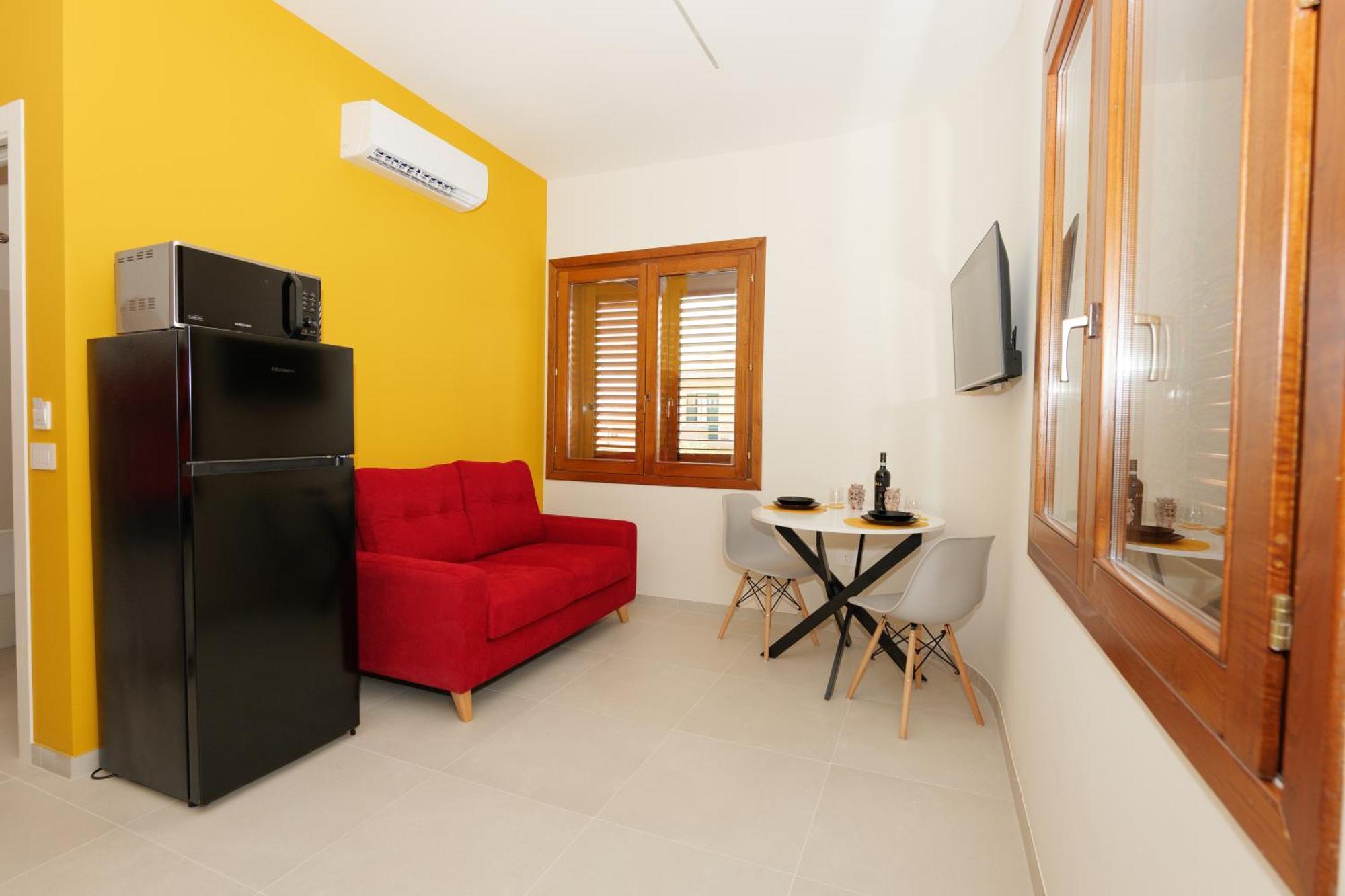 Benazar House