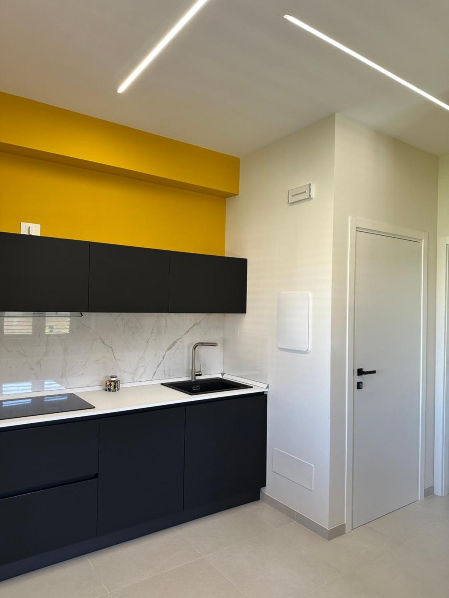 Benazar House *